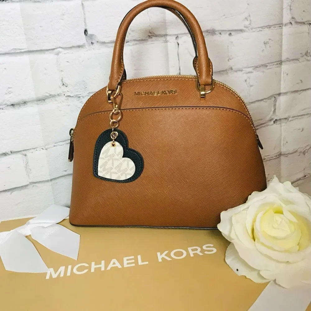 Michael kors HEART CHARM BLACK